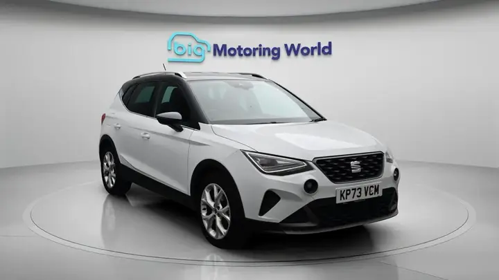 Seat Arona 2023 photo 2