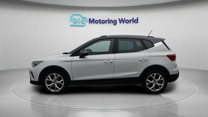Seat Arona 2023 photo 5