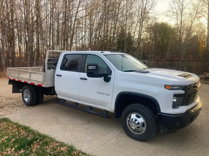 Chevrolet Silverado 3500Hd 2025 photo 5