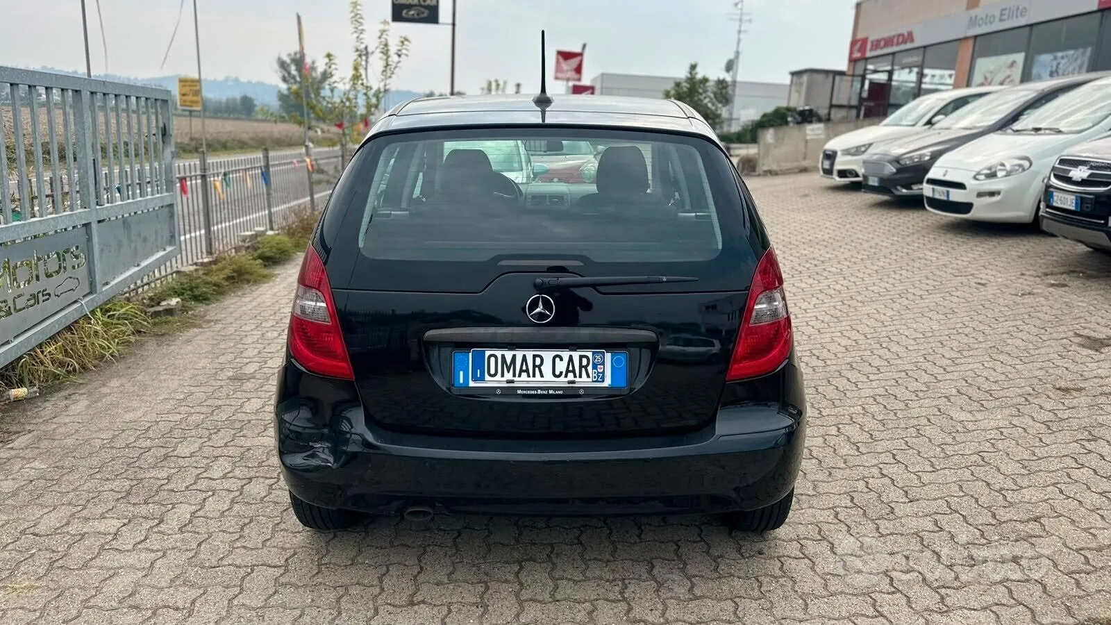 Mercedes-Benz A 160 2012 photo 4