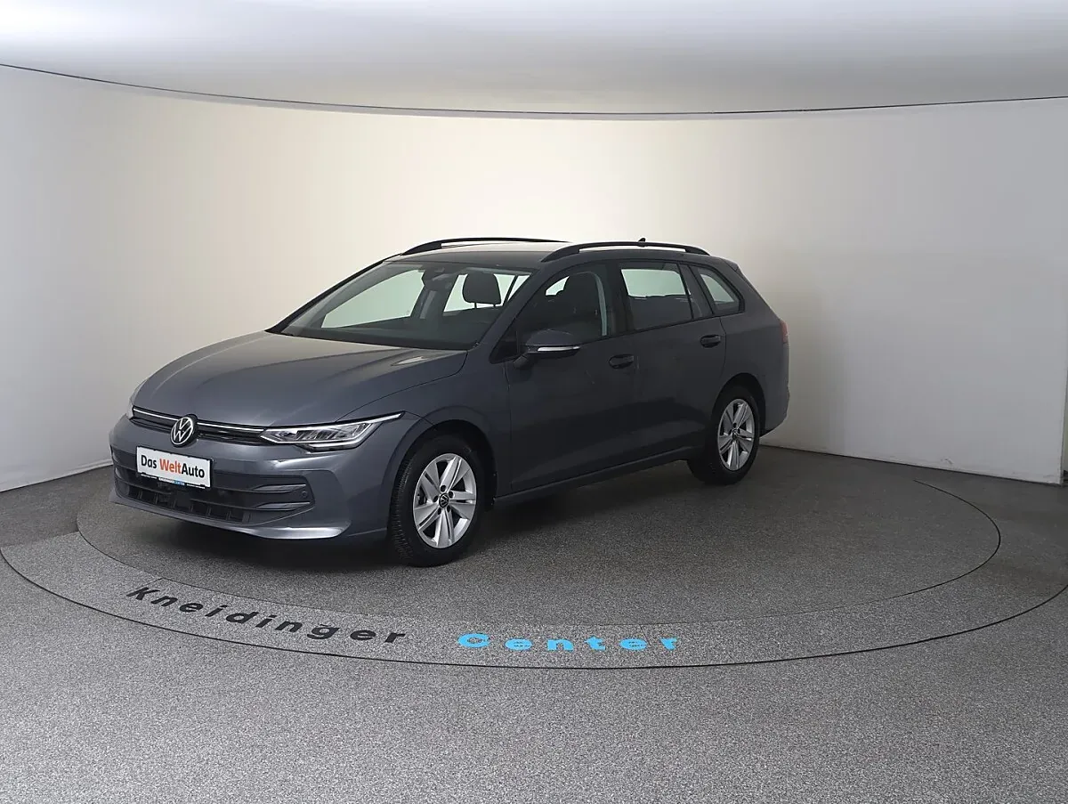 Volkswagen Golf 2025 photo 3