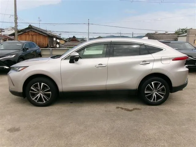 Toyota Harrier Hybrid G 2020 photo 2