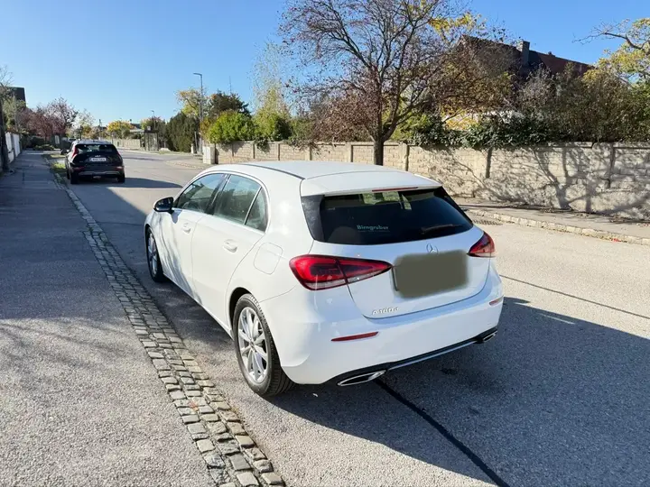 Mercedes-Benz A 180 2019 photo 3