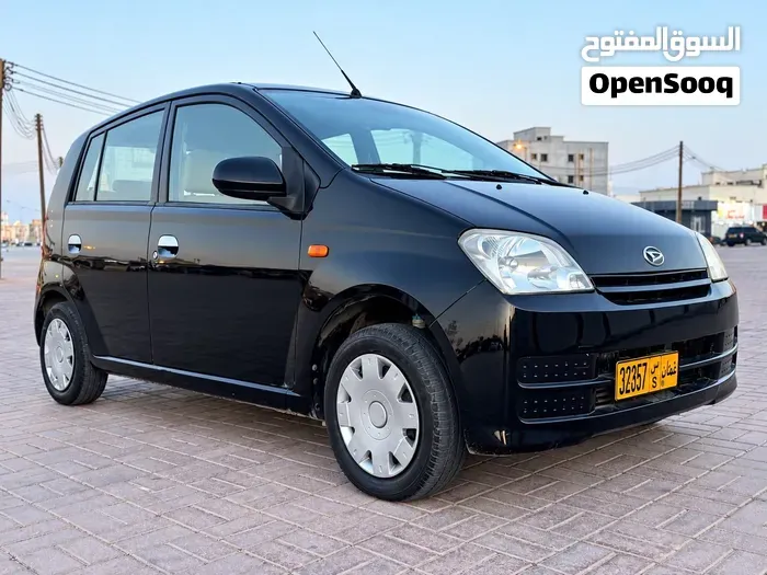 Daihatsu Charade 2006 photo 2