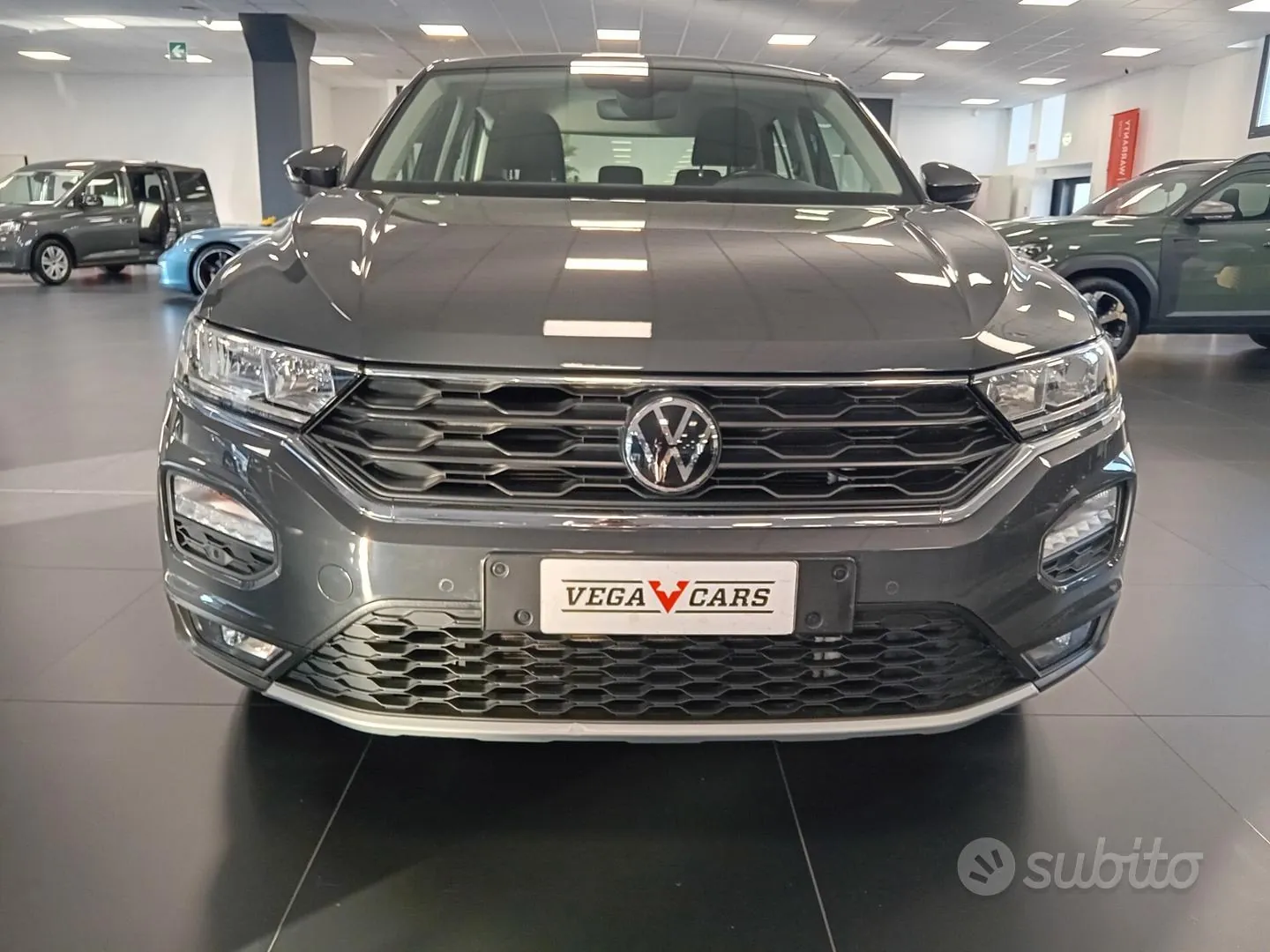 Volkswagen T-Roc 2020 photo 2