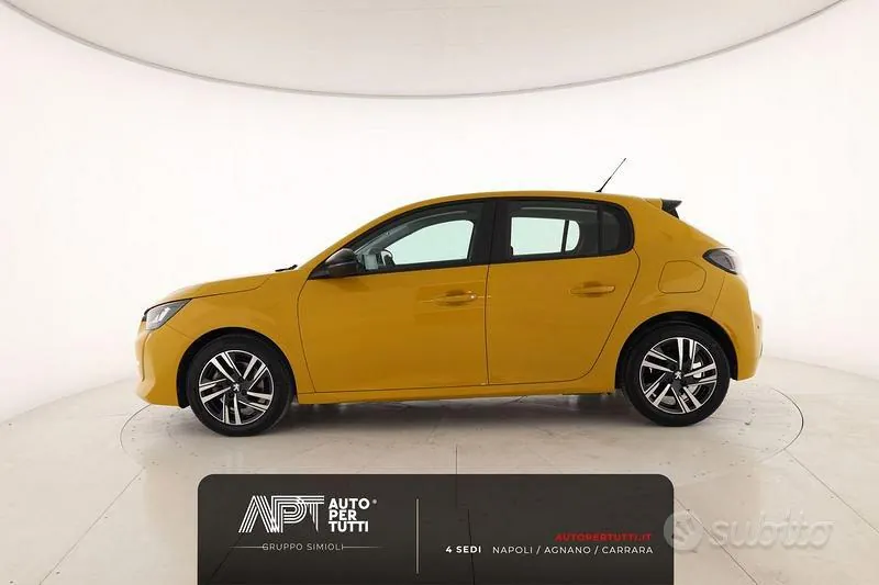 Peugeot 208 2023 photo 2
