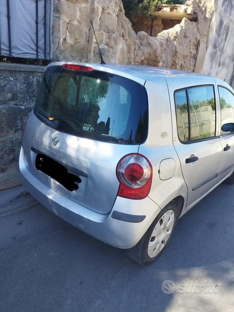 Renault Modus 2008 photo 2