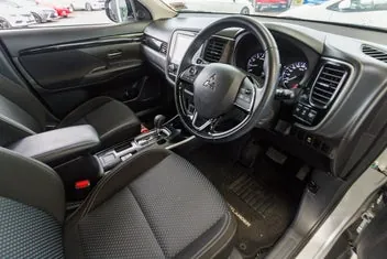 Mitsubishi Outlander 2022 photo 4