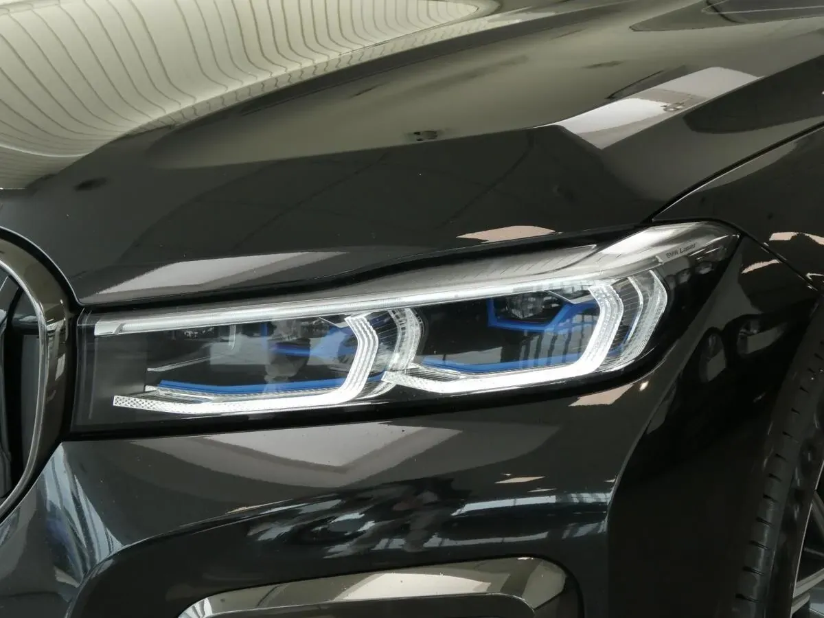 BMW 7 Series 2020 photo 3