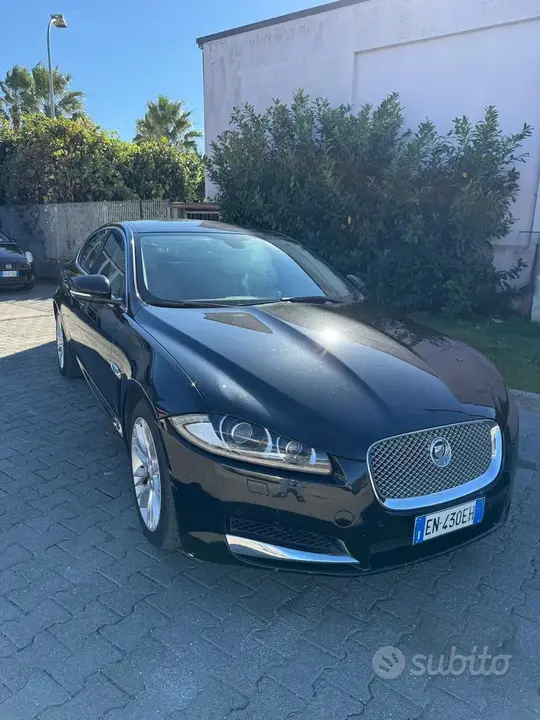 Jaguar Xf 2012 photo 4
