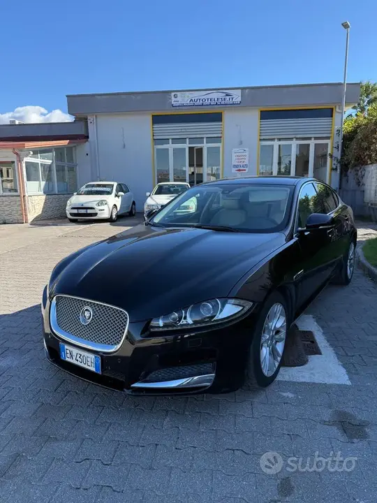 Jaguar Xf