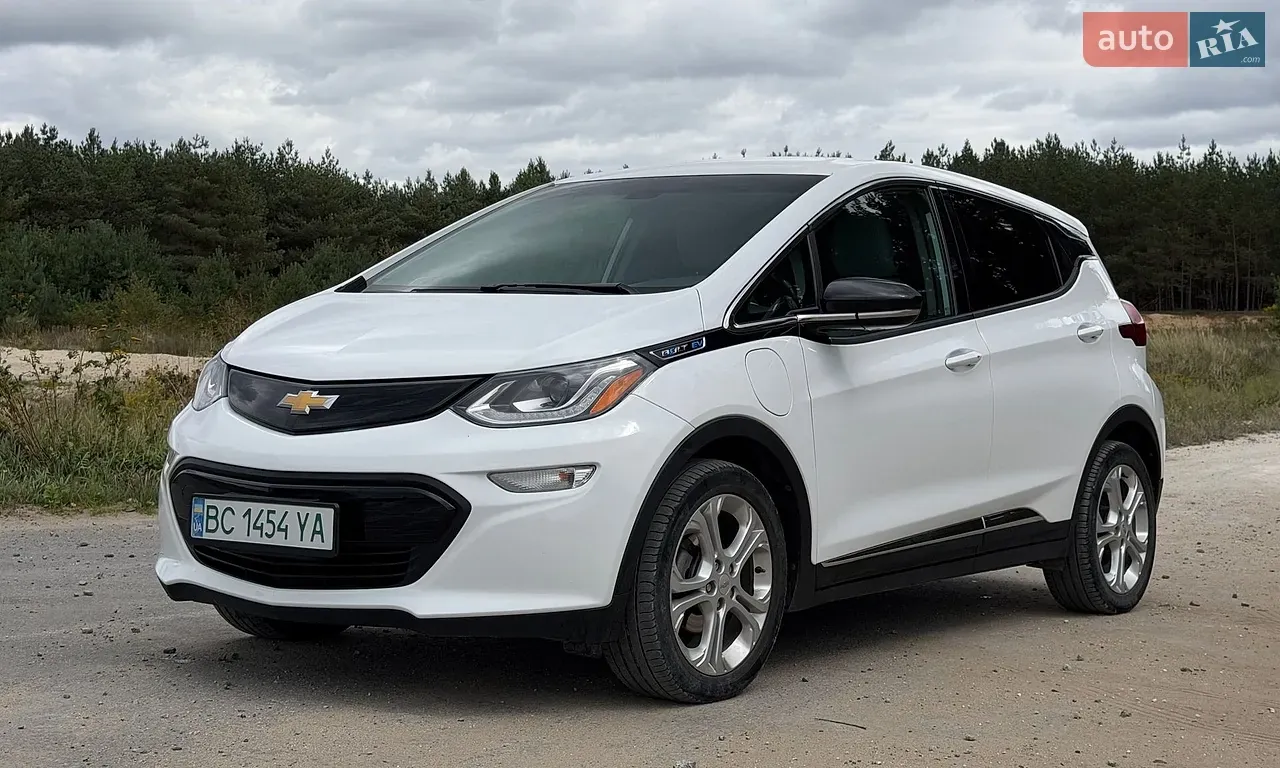 Chevrolet Bolt Ev 2018 photo 2