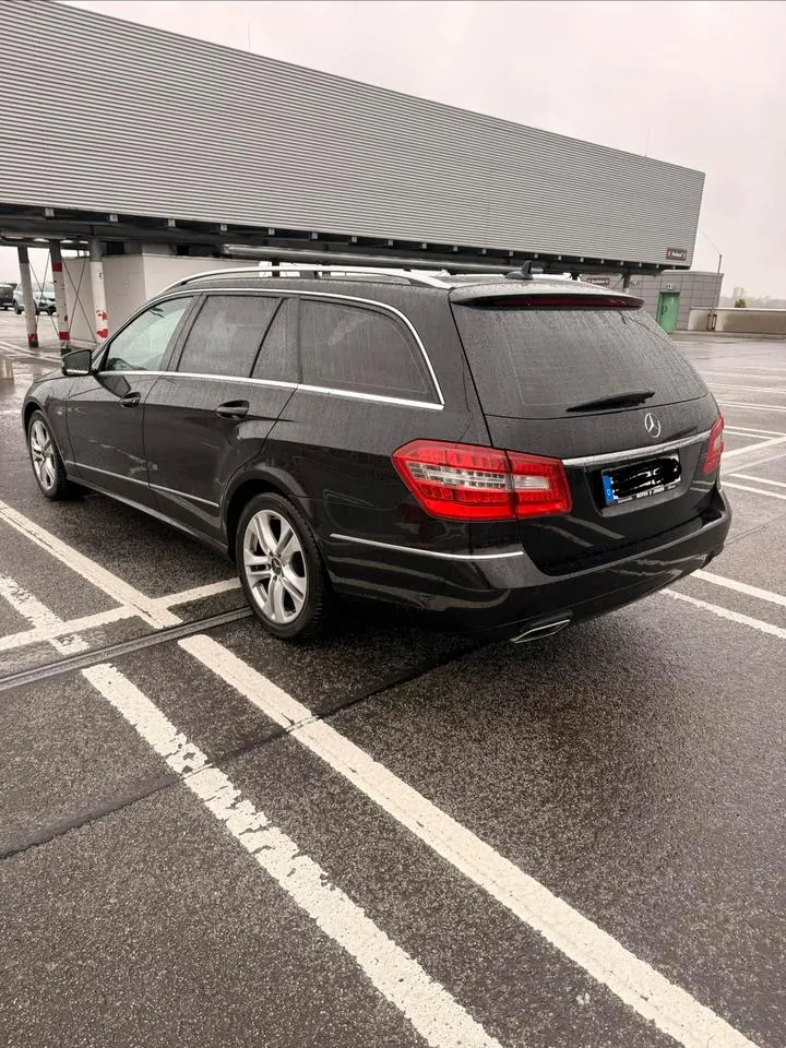 Mercedes-Benz E 220 Cdi