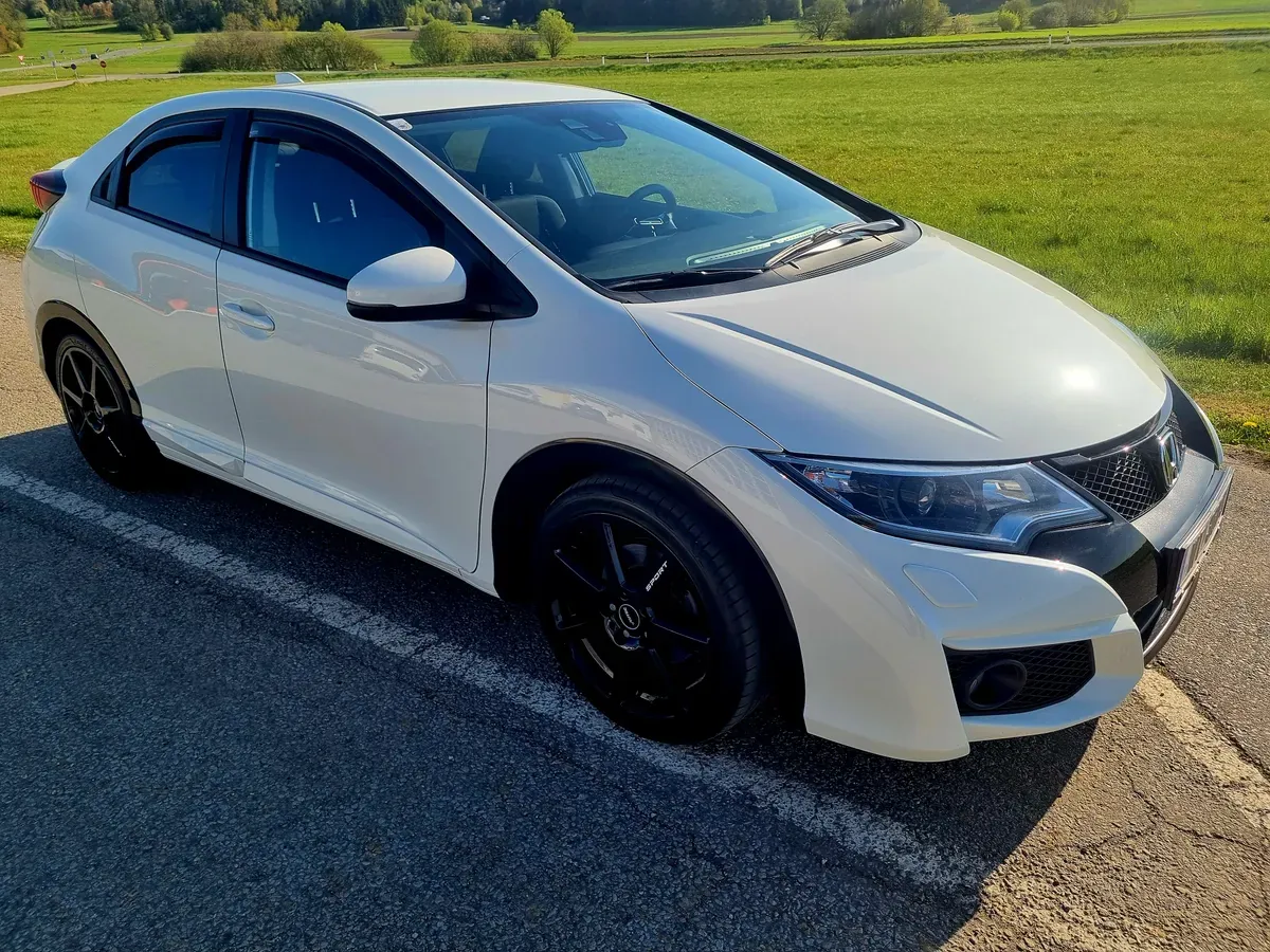 Honda Civic 2017 photo 2