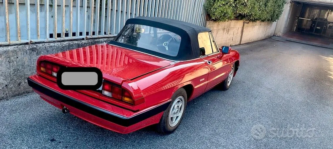 Alfa Romeo Spider 1988 photo 2