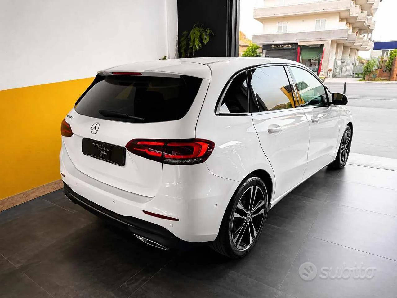 Mercedes-Benz B 180 2019 photo 4