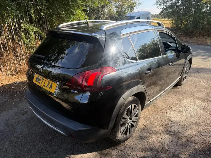Peugeot 2008 2017 photo 5