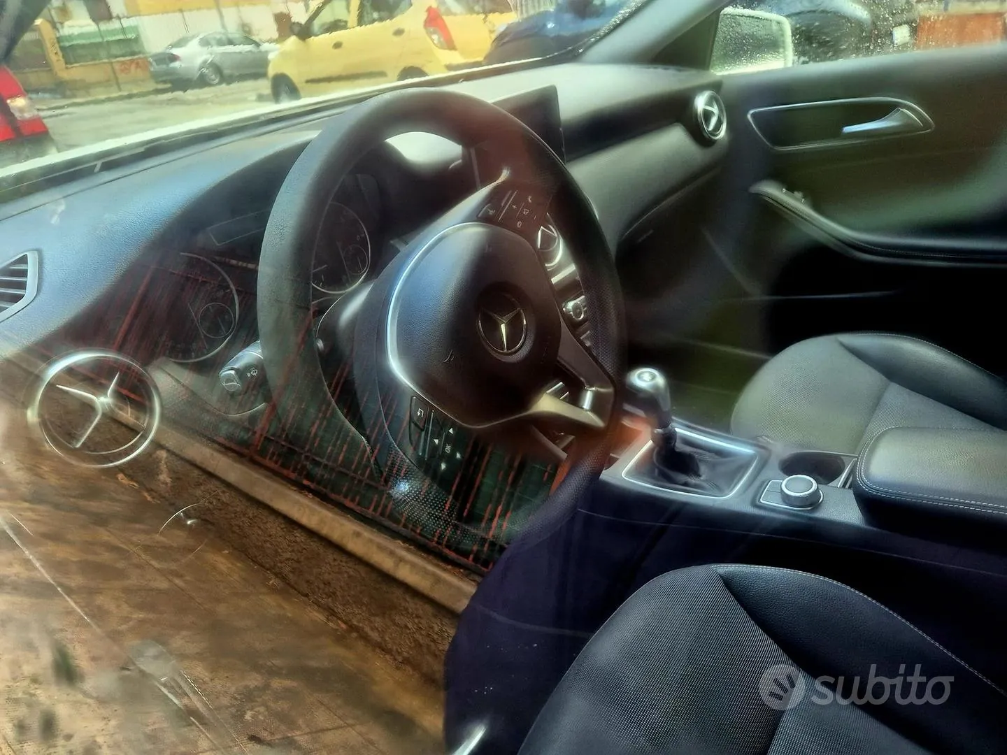 Mercedes-Benz A160 2014 photo 4