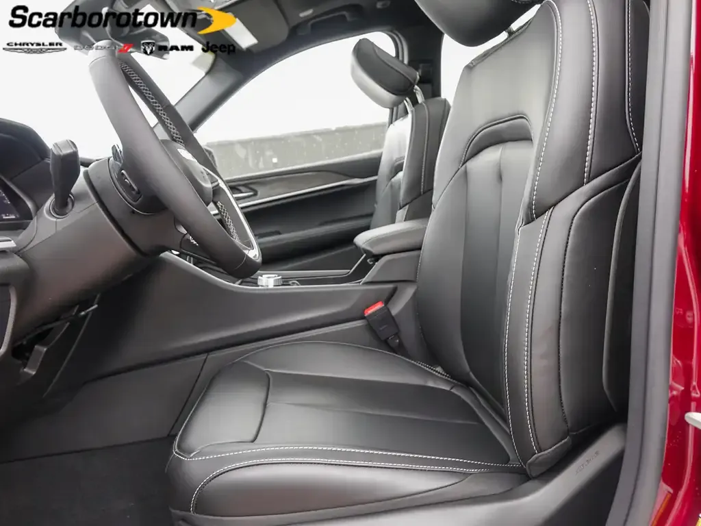 Jeep Grand Cherokee 2026 photo 5