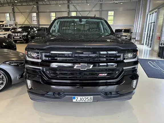 Chevrolet Silverado 1500 2018 photo 2