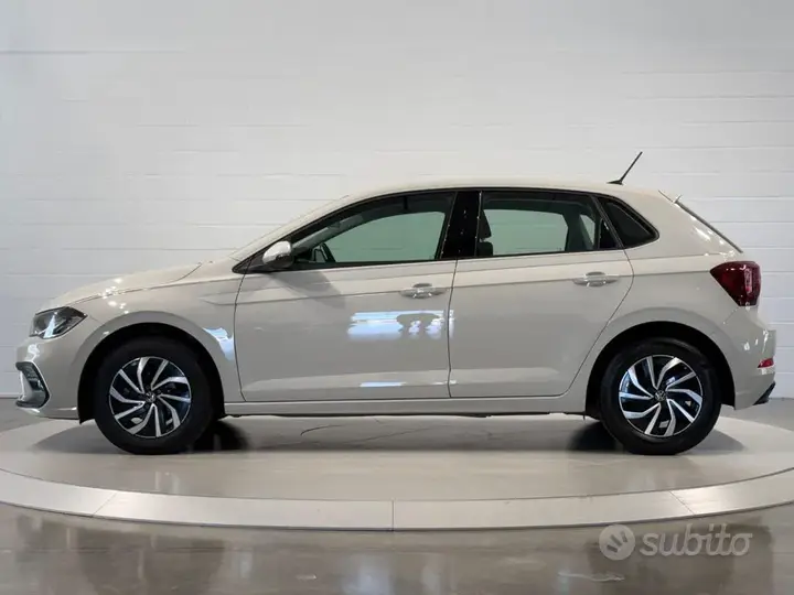 Volkswagen Polo 2021 photo 2