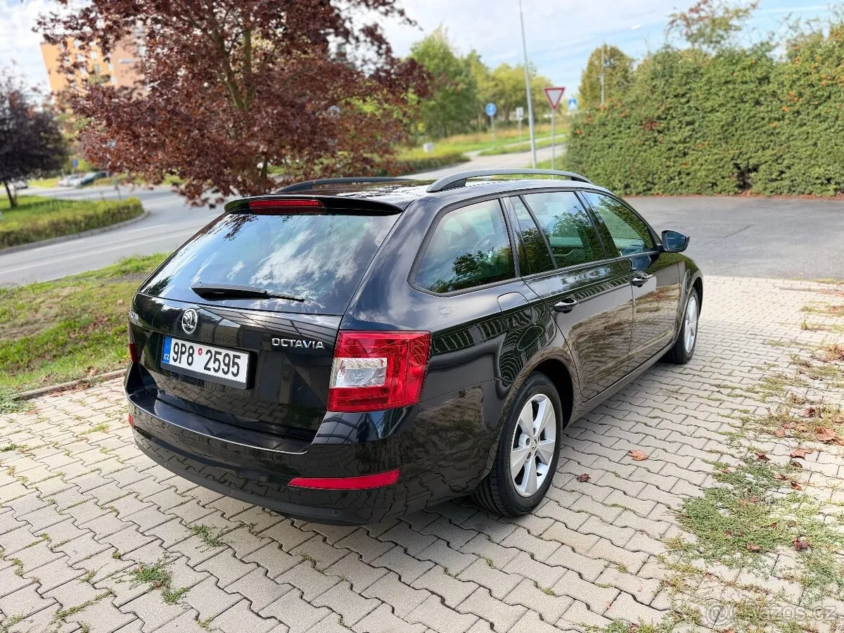 Skoda Octavia 2023 photo 3