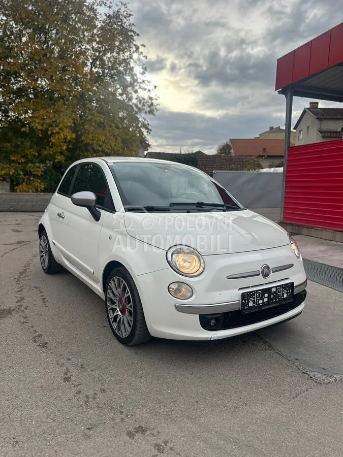 Fiat 500 2011 photo 2