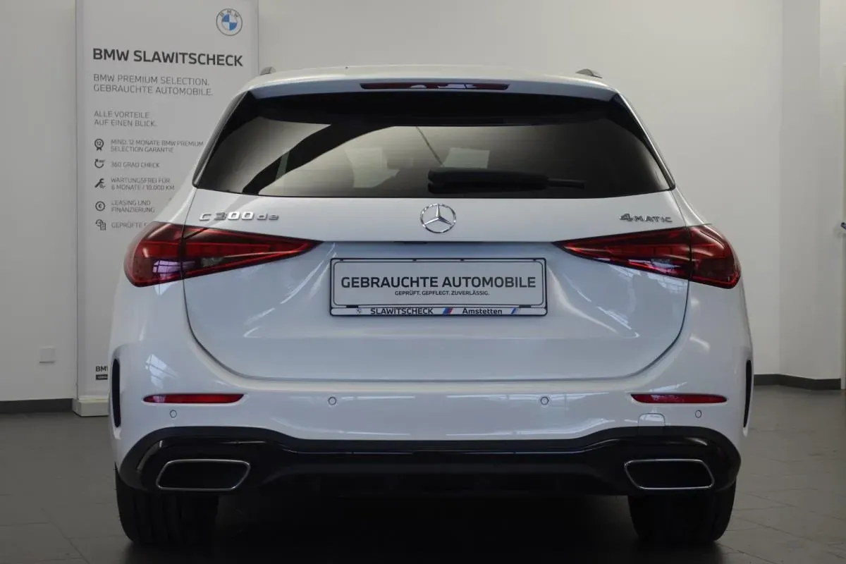 Mercedes-Benz C-Class 2024 photo 4