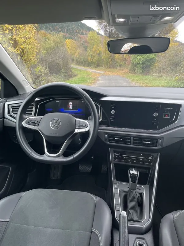 Volkswagen Polo 2023 photo 3