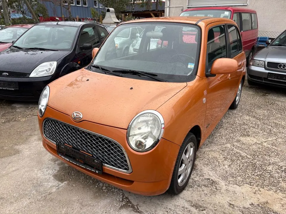 Daihatsu Trevis