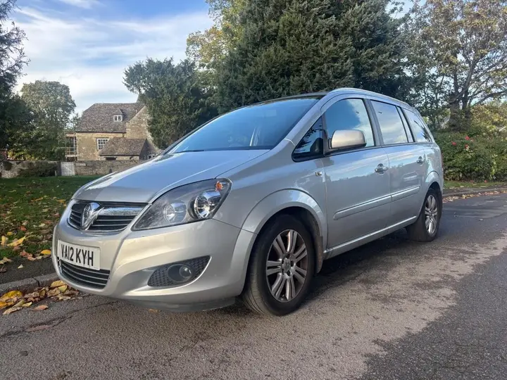 Vauxhall Zafira 2012 photo 3