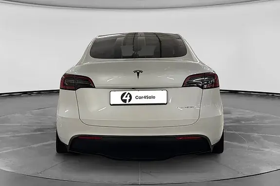 Tesla Model Y 2024 photo 4