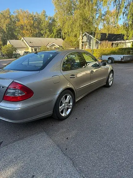 Mercedes-Benz E 350