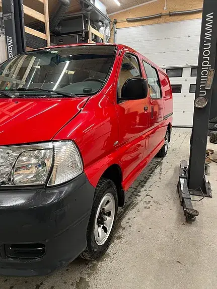 Toyota Hiace 2007 photo 3