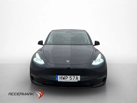 Tesla Model Y 2023 photo 2