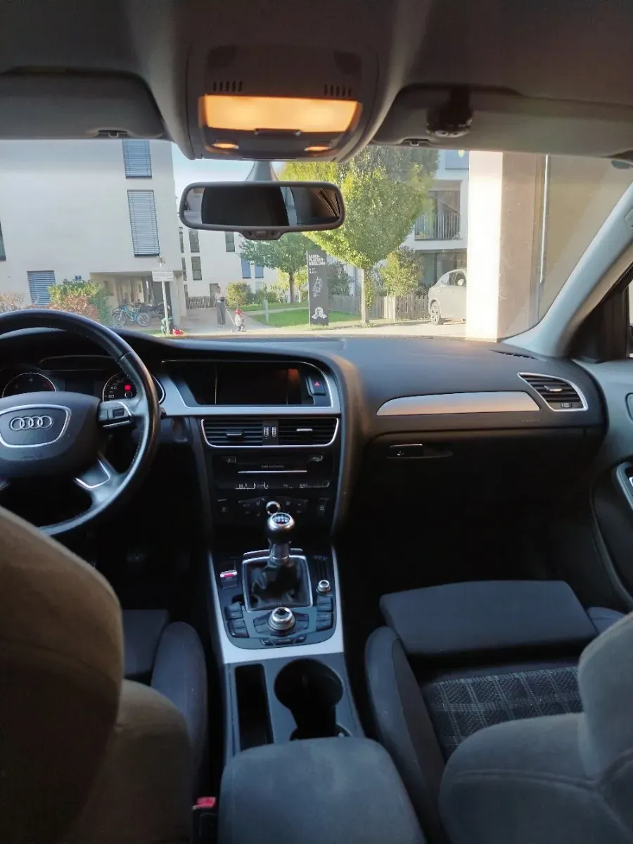 Audi A4 2013 photo 3