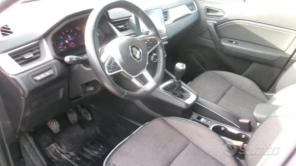 Renault Captur 2023 photo 5
