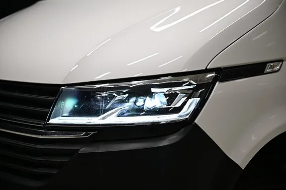 Volkswagen Transporter 2023 photo 3