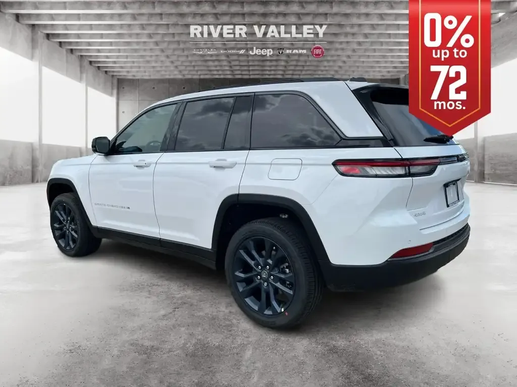 Jeep Grand Cherokee 2026 photo 5