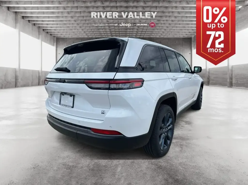 Jeep Grand Cherokee 2026 photo 3
