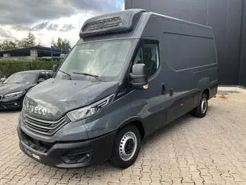 Iveco 35S18