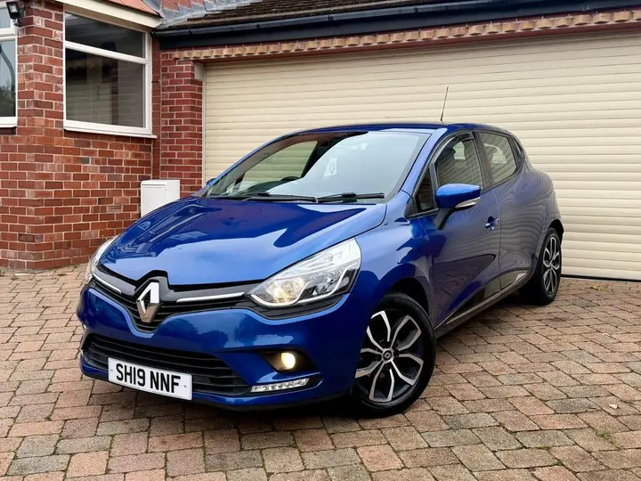 Renault Clio 2019 photo 2