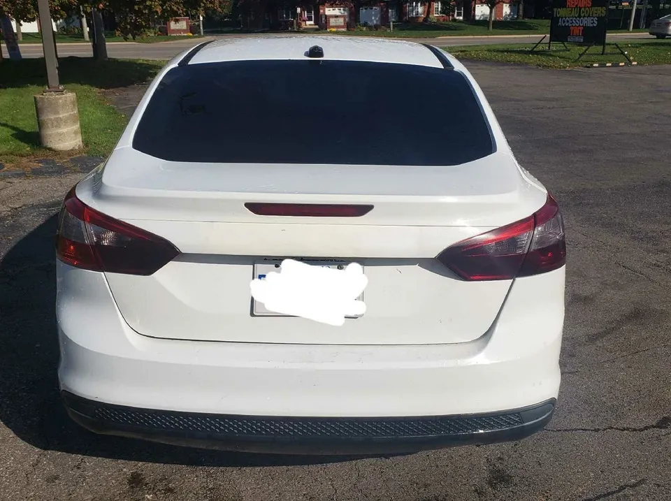 Ford Focus 2013 photo 3
