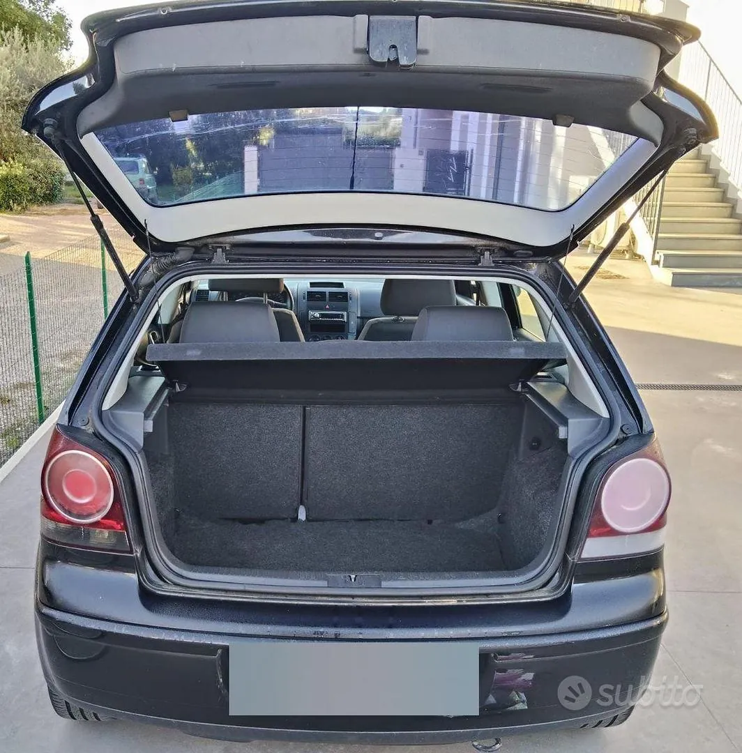 Volkswagen Polo 2009 photo 3