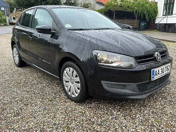 Volkswagen Polo 2013 photo 3
