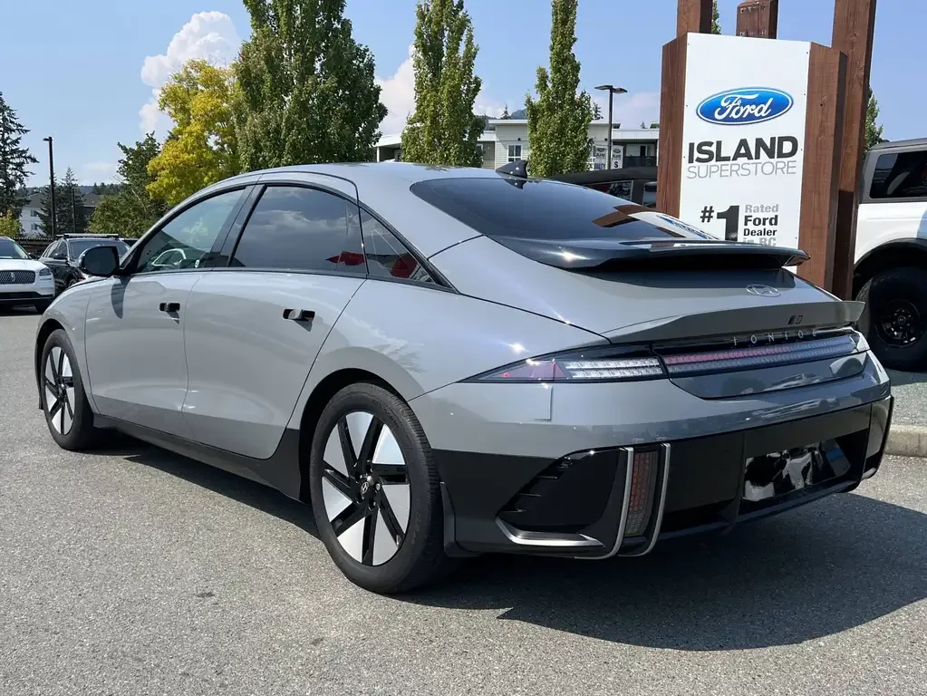 Hyundai Ioniq 6 2023 photo 5