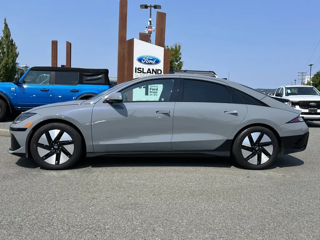 Hyundai Ioniq 6 2023 photo 3