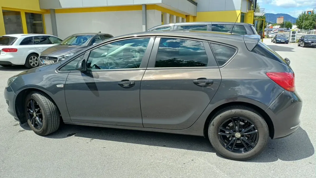 Opel Astra