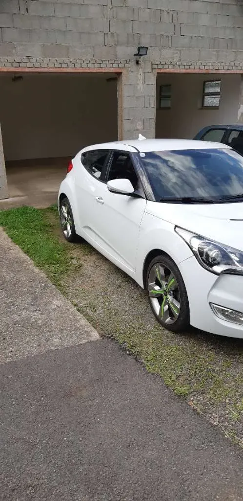 Hyundai Veloster 2013 photo 3