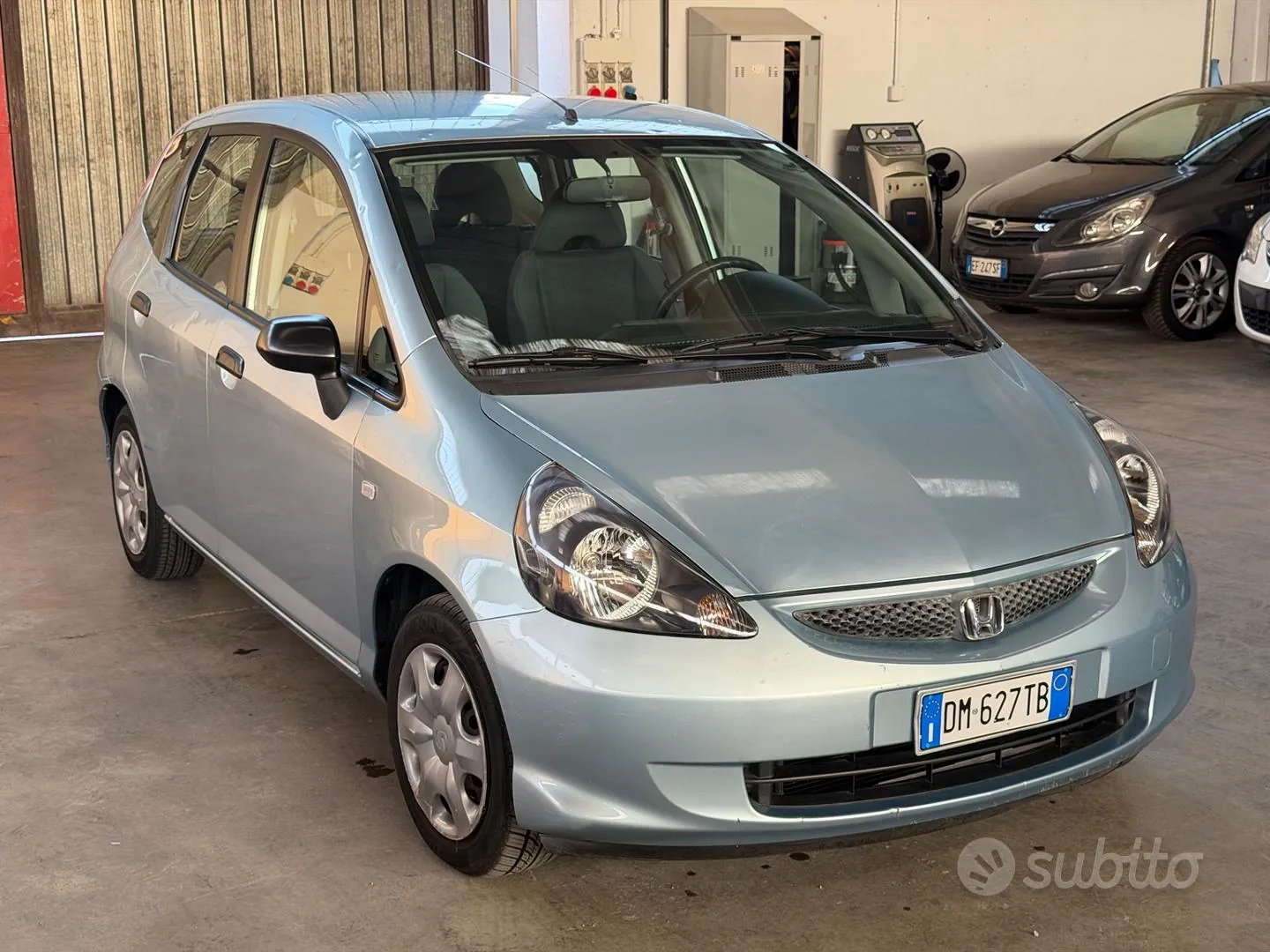 Honda Jazz 2008 photo 2